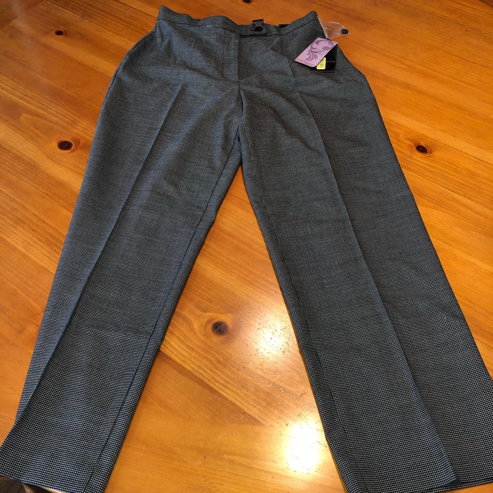 Investments the Madison Ave fit Straight Leg